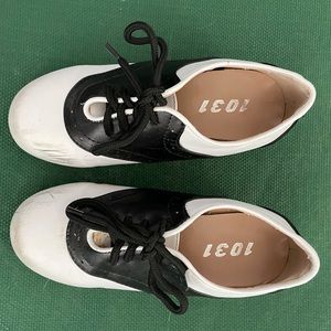 Girls size 3 Saddle Shoes